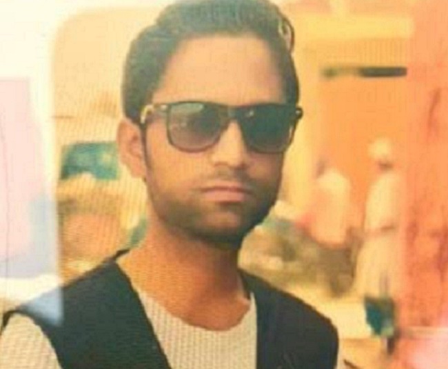 मोहसिन त्